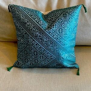 Moroccan Traditional Throw Pillow